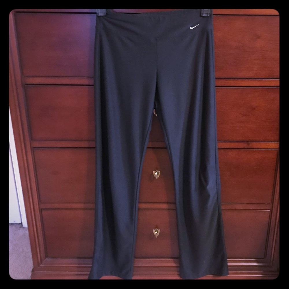 Nike Fit Dry stretch pants
